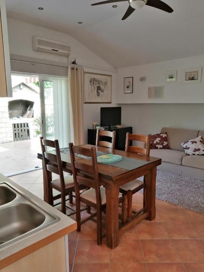 Apartment Dzoni Split Eksteriør billede